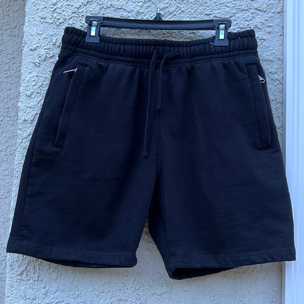 Maison Article Shoe Palace Premium Essentials Black Short w Zipper Pocket Mens L